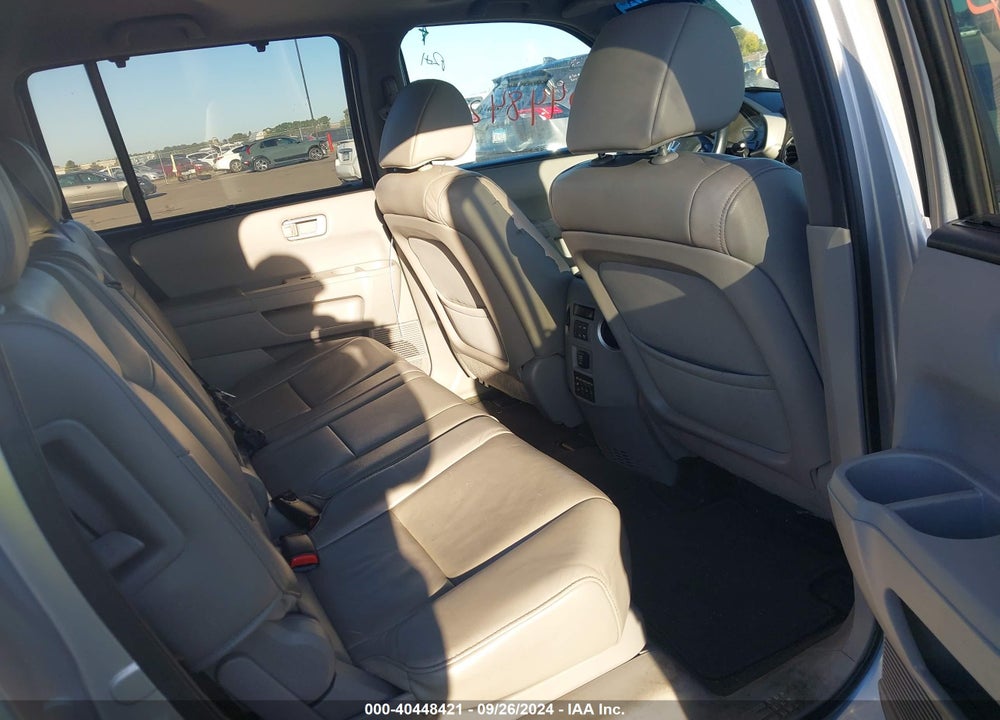 2013 HONDA PILOT TOURING VIN: 5FNYF4H91DB063496