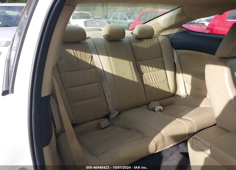 2010 HONDA ACCORD VIN: 1HGCS1B82AA002734
