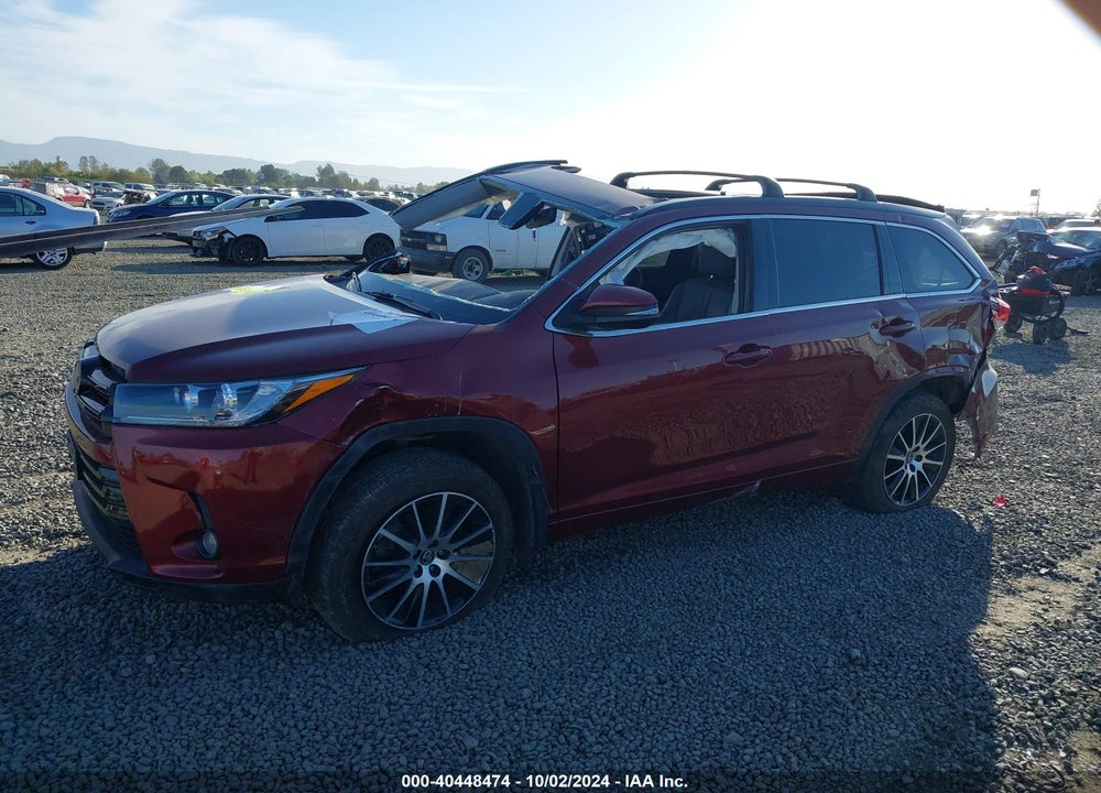 2017 TOYOTA HIGHLANDER SE VIN: 5TDJZRFH1HS466962