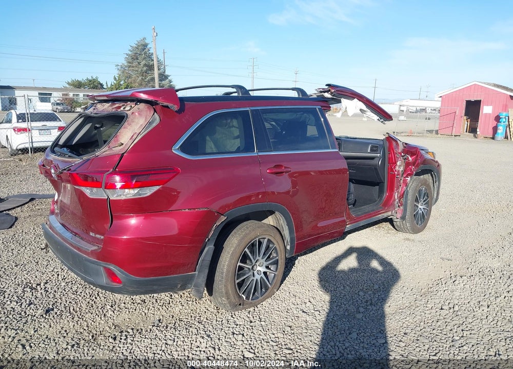 2017 TOYOTA HIGHLANDER SE VIN: 5TDJZRFH1HS466962