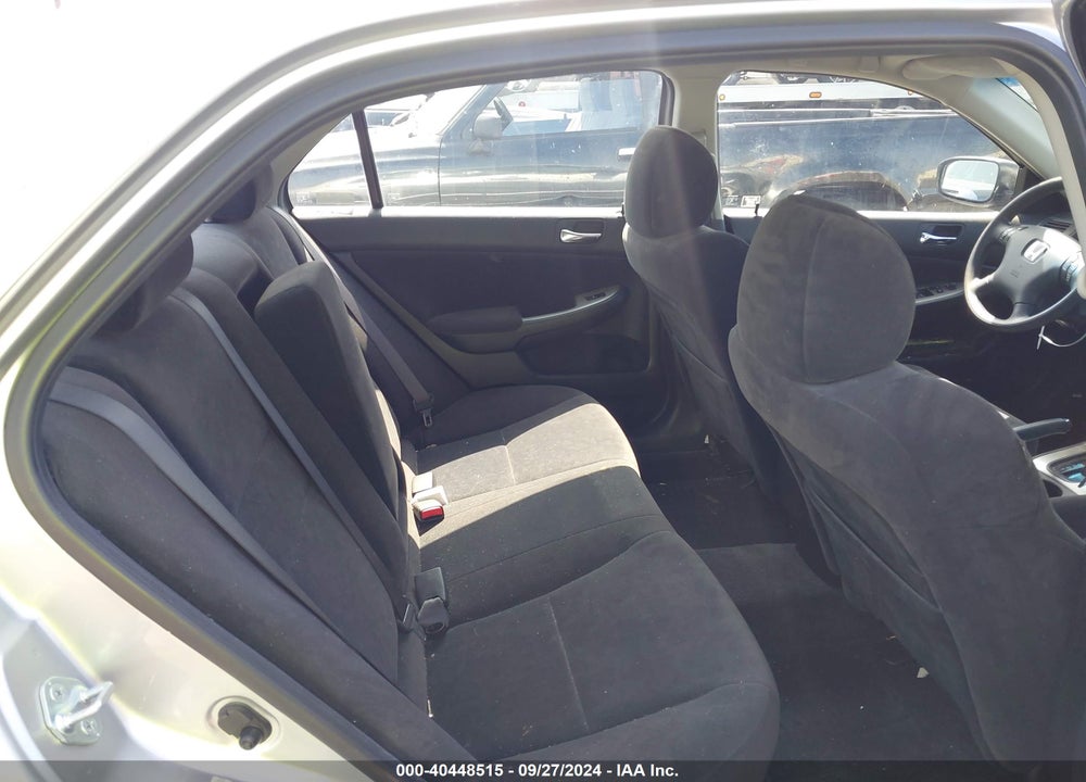 2004 HONDA ACCORD 2.4 EX VIN: JHMCM56624C035491