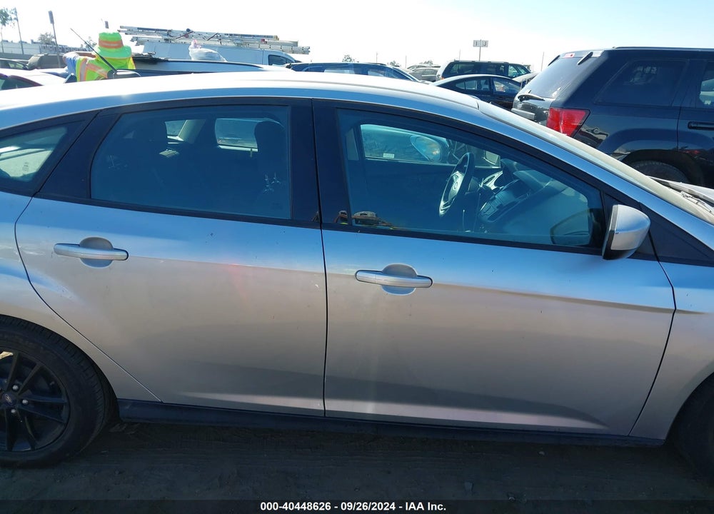 2018 FORD FOCUS SE VIN: 1FADP3K28JL280253