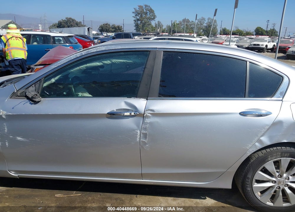 2014 HONDA ACCORD EXL VIN: 1HGCR2F83EA308505