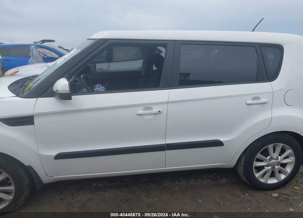 2013 KIA SOUL SPORT VIN: KNDJT2A69D7558839