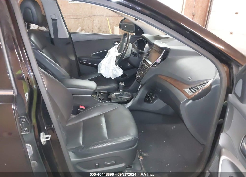 2018 HYUNDAI SANTA FE SE/LIMITED VIN: KM8SRDHF4JU284415