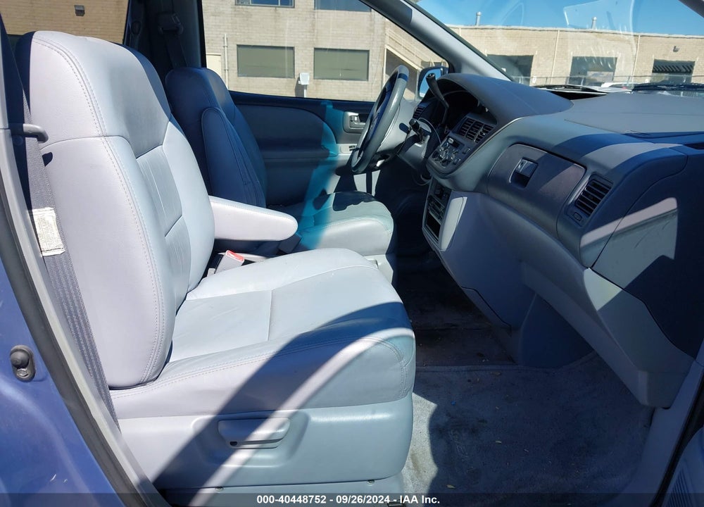 1998 TOYOTA SIENNA LE VIN: 4T3ZF13C1WU079006