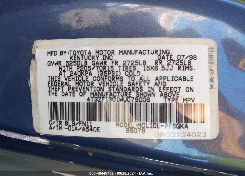 1998 TOYOTA SIENNA LE VIN: 4T3ZF13C1WU079006