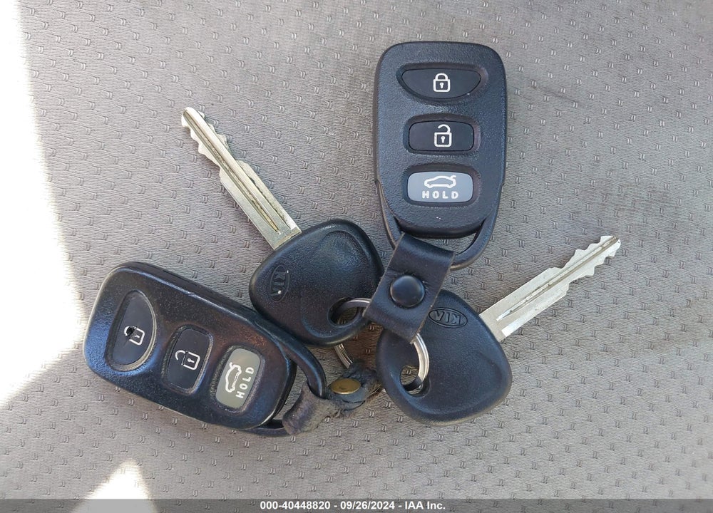 2011 KIA FORTE EX VIN: KNAFU4A29B5887395