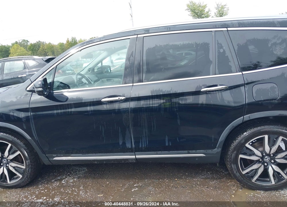 2019 HONDA PILOT TOURING VIN: 5FNYF6H90KB060095