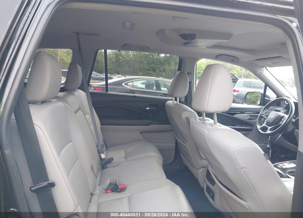 2019 HONDA PILOT TOURING VIN: 5FNYF6H90KB060095