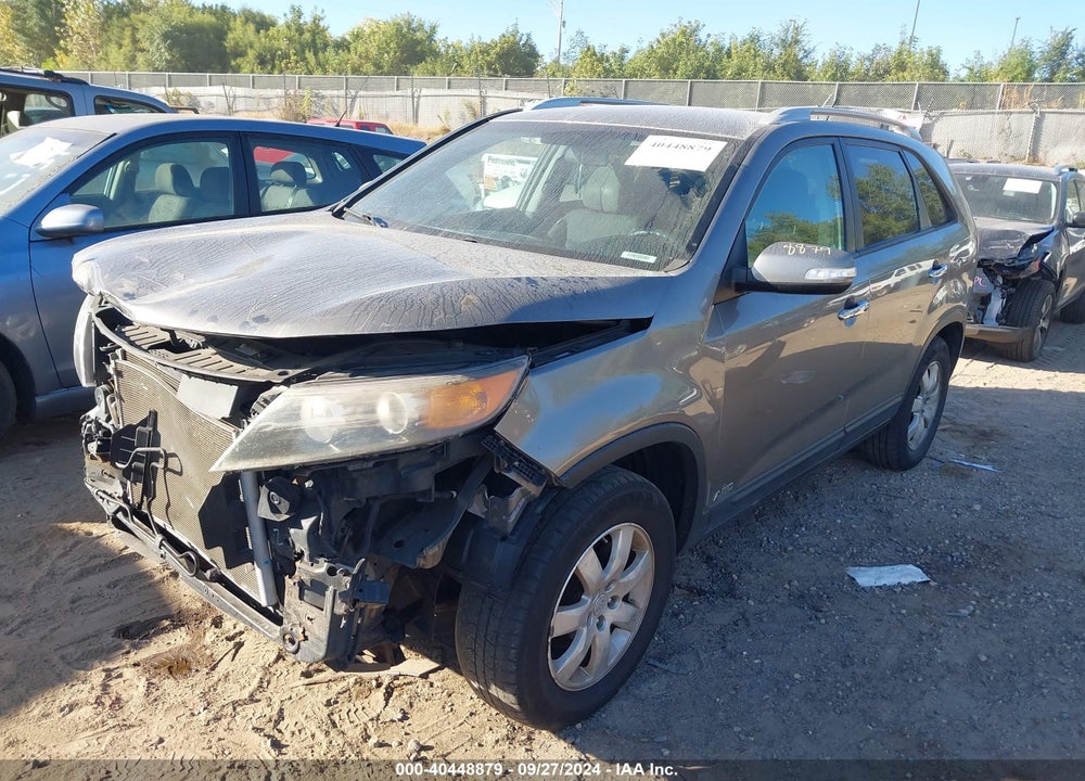 2011 KIA SORENTO LX V6 VIN: 5XYKTDA26BG142941