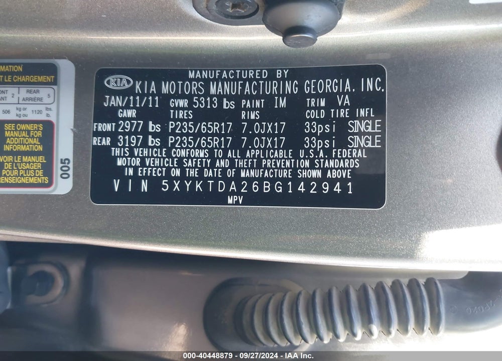 2011 KIA SORENTO LX V6 VIN: 5XYKTDA26BG142941