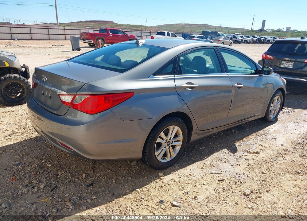 2013 HYUNDAI SONATA GLS VIN: 5NPEB4AC4DH755094