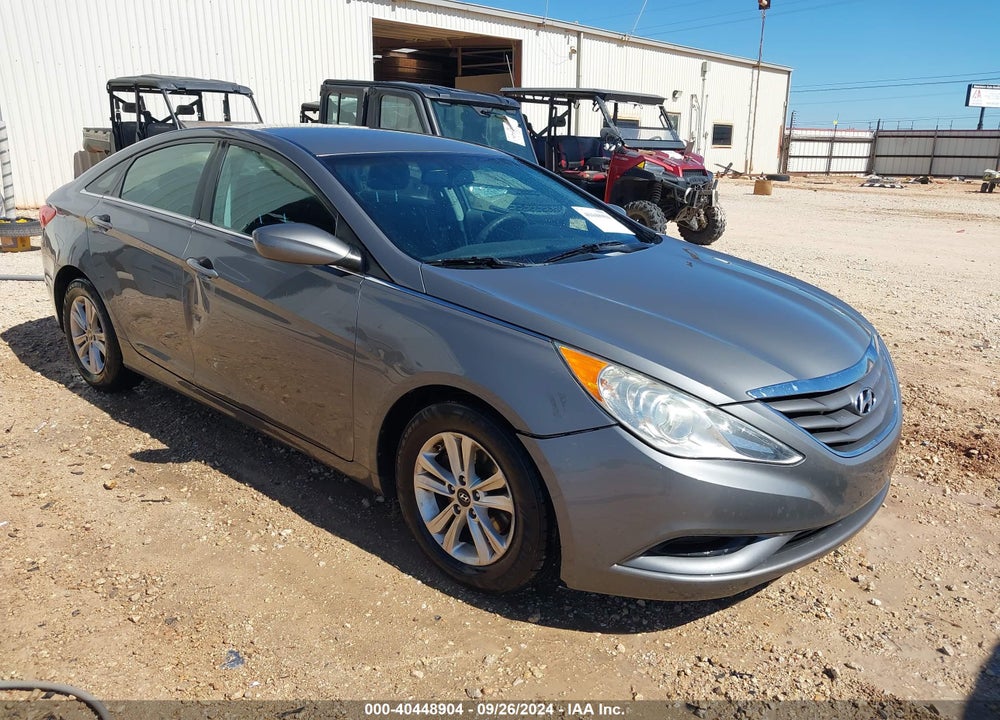 2013 HYUNDAI SONATA GLS VIN: 5NPEB4AC4DH755094