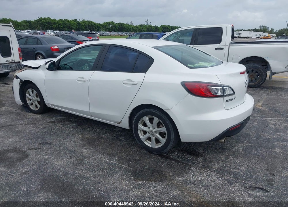 2011 MAZDA 3 I TOURING VIN: JM1BL1VF0B1475258