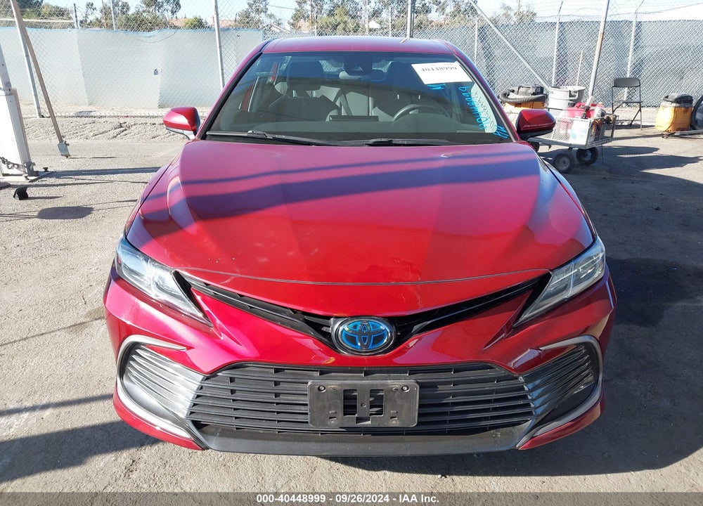 2021 TOYOTA CAMRY LE HYBRID VIN: 4T1C31AK0MU568981