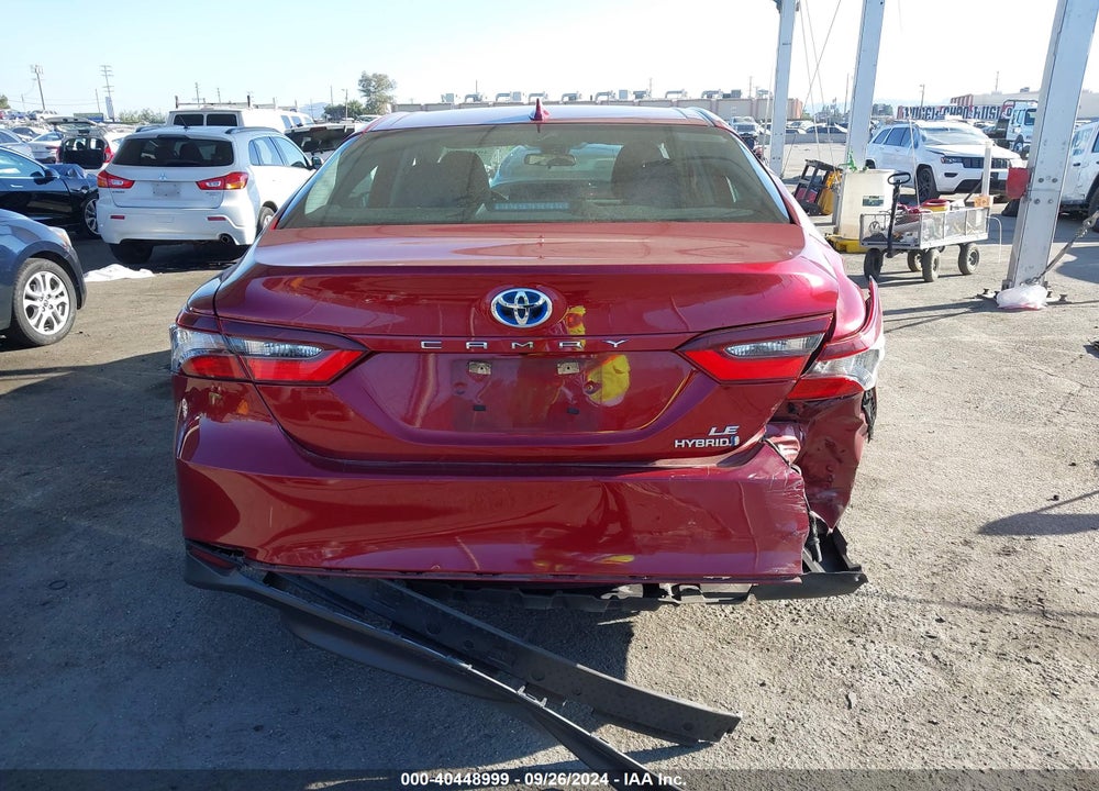 2021 TOYOTA CAMRY LE HYBRID VIN: 4T1C31AK0MU568981