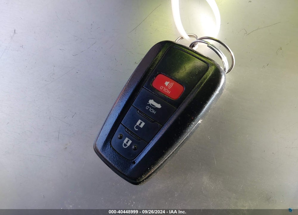 2021 TOYOTA CAMRY LE HYBRID VIN: 4T1C31AK0MU568981