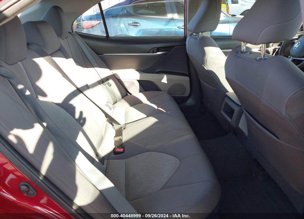 2021 TOYOTA CAMRY LE HYBRID VIN: 4T1C31AK0MU568981