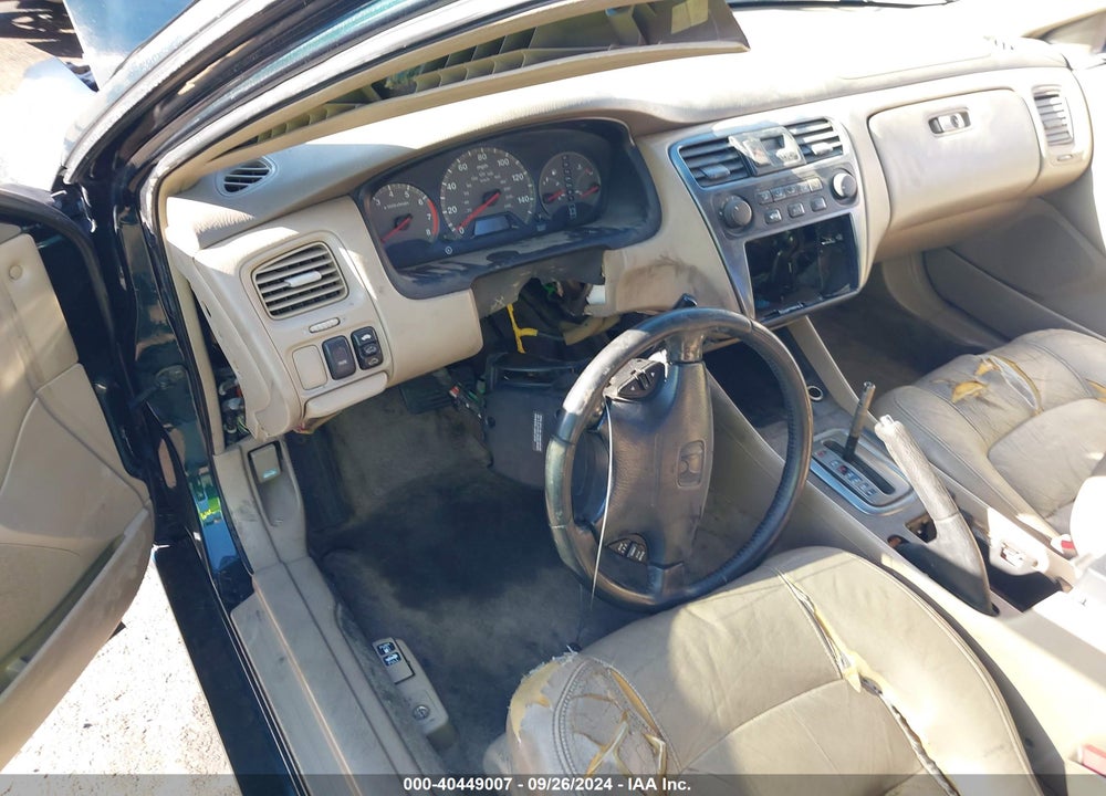 2001 HONDA ACCORD 2.3 EX VIN: 1HGCG32541A019120