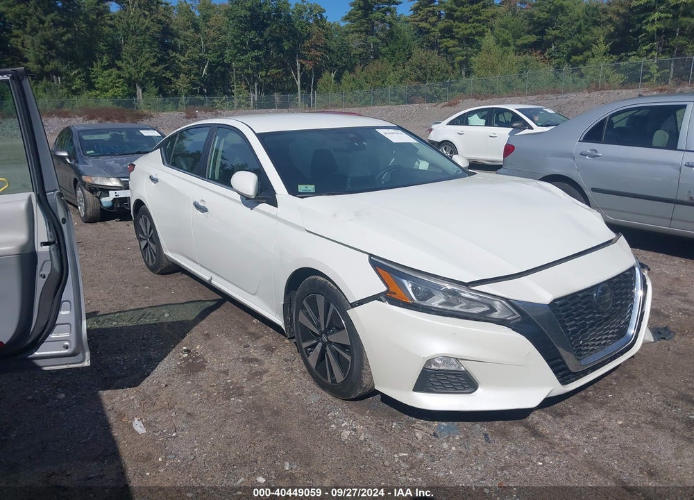 2021 NISSAN ALTIMA SV FWD VIN: 1N4BL4DV9MN409545