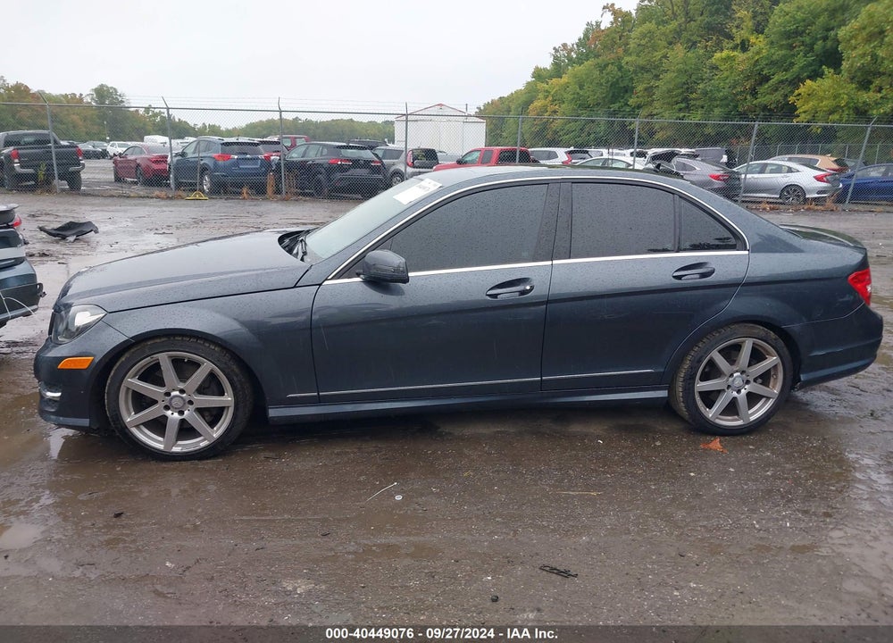 2014 MERCEDES-BENZ C 300 LUXURY 4MATIC/SPORT 4MATIC VIN: WDDGF8AB7EA944977