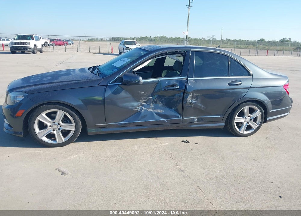 2011 MERCEDES-BENZ C 300 4MATIC VIN: WDDGF8BB3BR151123