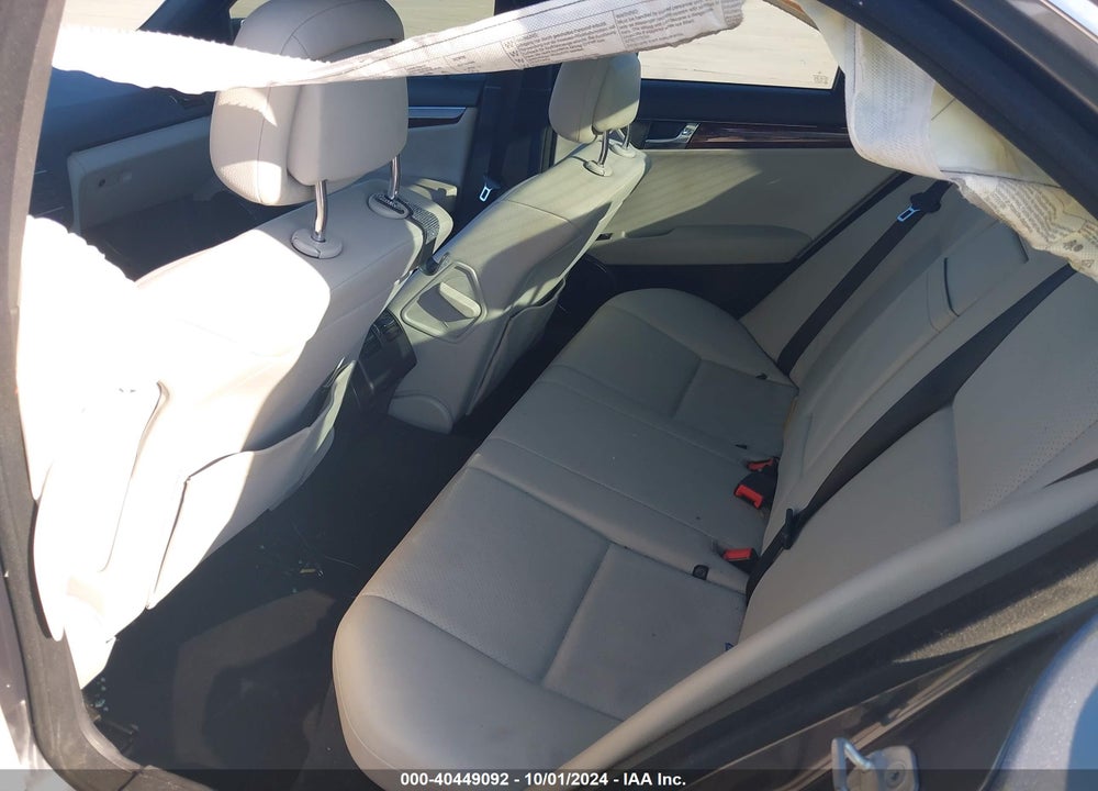 2011 MERCEDES-BENZ C 300 4MATIC VIN: WDDGF8BB3BR151123