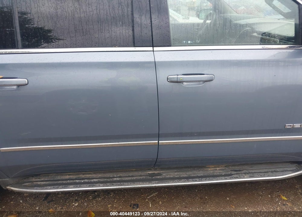 2016 GMC YUKON XL DENALI VIN: 1GKS2HKJ3GR293359