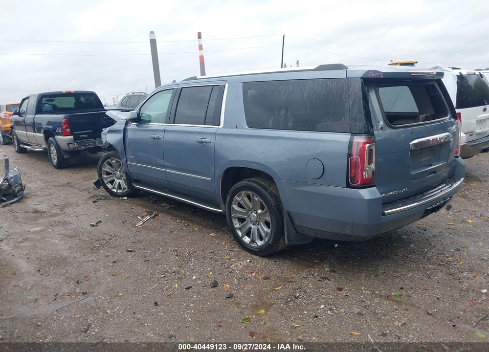 2016 GMC YUKON XL DENALI VIN: 1GKS2HKJ3GR293359