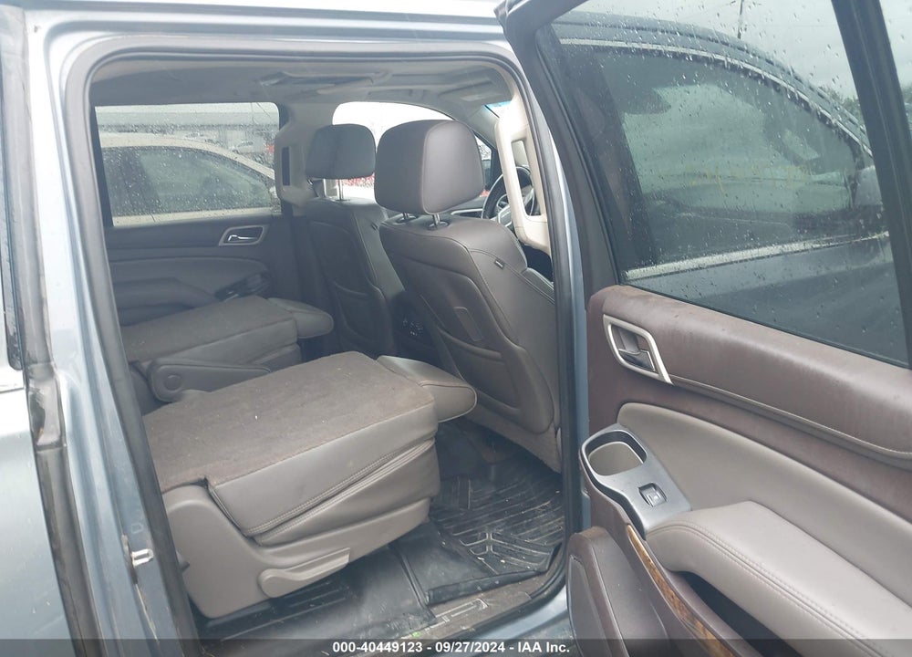 2016 GMC YUKON XL DENALI VIN: 1GKS2HKJ3GR293359