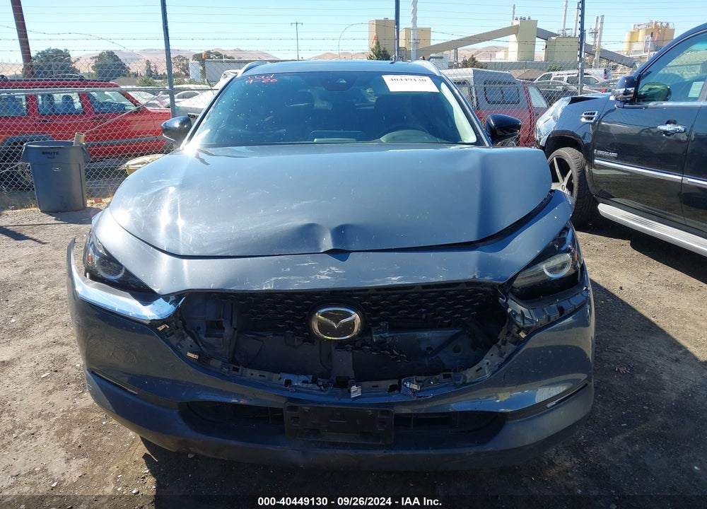 2022 MAZDA CX-30 CARBON EDITION VIN: 3MVDMBCL8NM446620