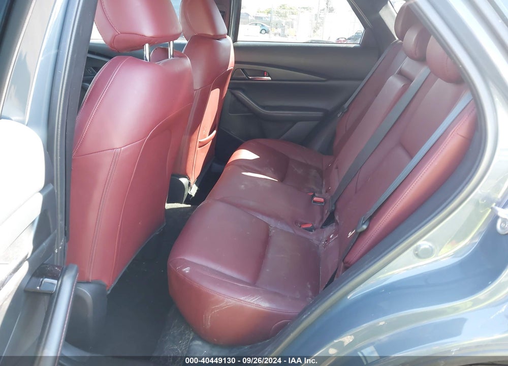 2022 MAZDA CX-30 CARBON EDITION VIN: 3MVDMBCL8NM446620