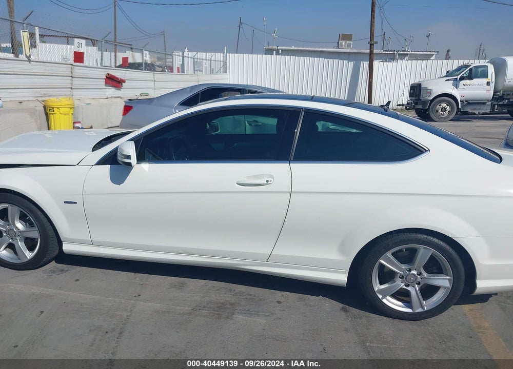 2012 MERCEDES-BENZ C 250 VIN: WDDGJ4HB5CF872450