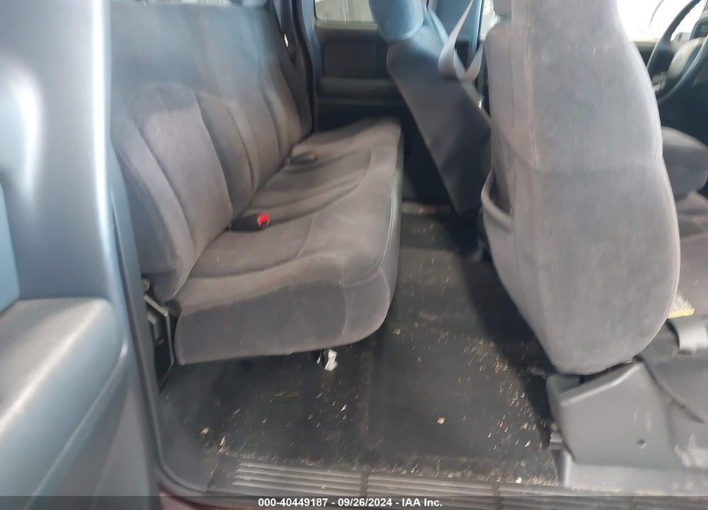 2000 CHEVROLET SILVERADO 1500 LS VIN: 1GCEK19T1YZ325475