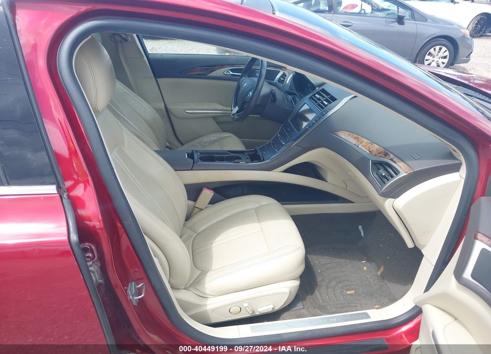 2013 LINCOLN MKZ HYBRID VIN: 3LN6L2LU8DR827709