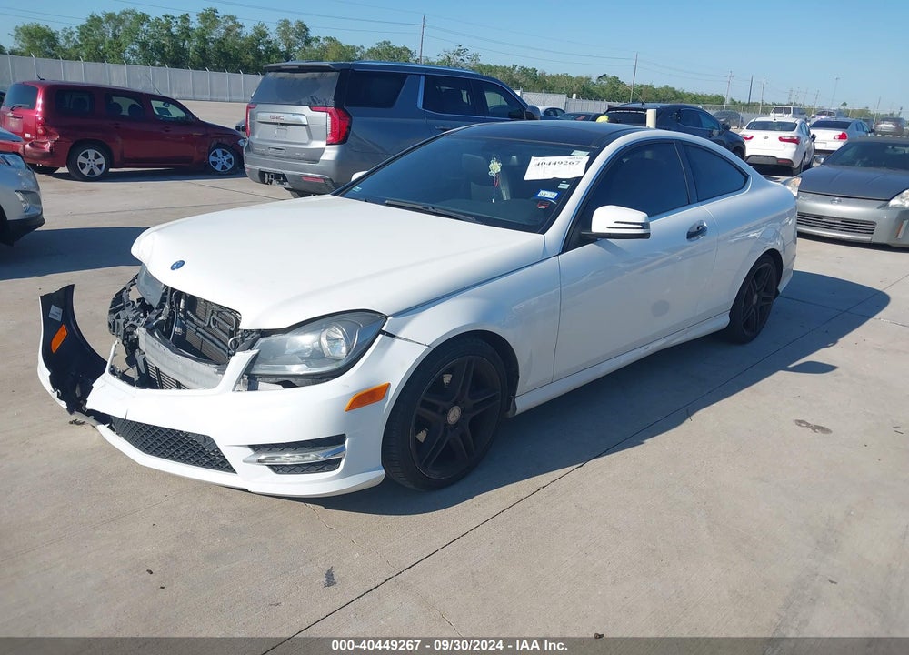 2014 MERCEDES-BENZ C 250 VIN: WDDGJ4HB3EG285810
