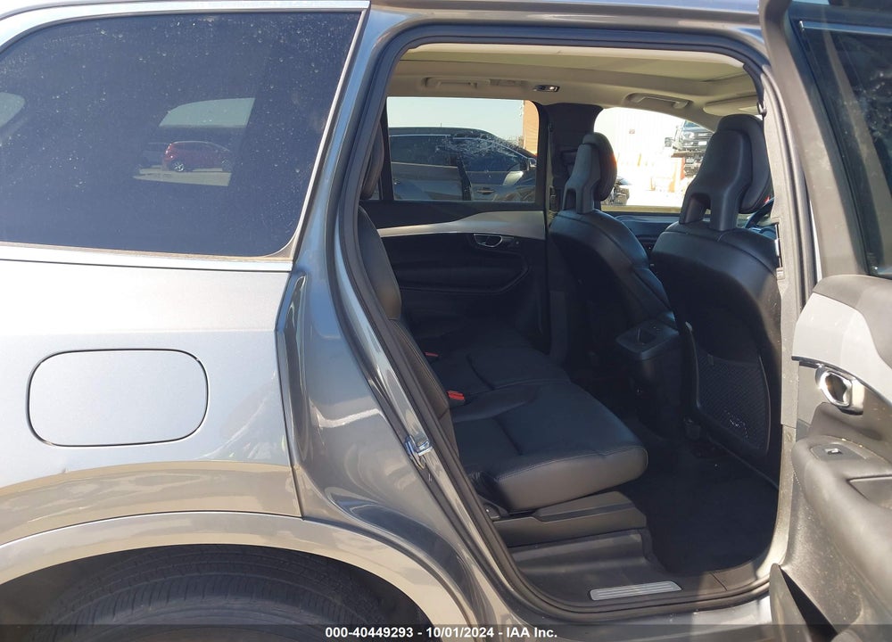 2016 VOLVO XC90 T5 MOMENTUM VIN: YV4102XK2G1059303