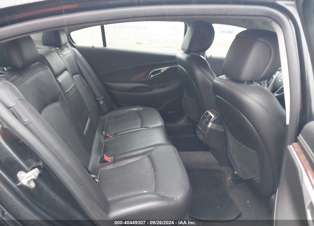2010 BUICK LACROSSE CXS VIN: 1G4GE5EV4AF182281