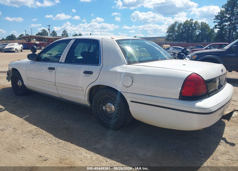2000 FORD CROWN VICTORIA POLICE INTERCEPTOR VIN: 2FAFP71W3YX148096