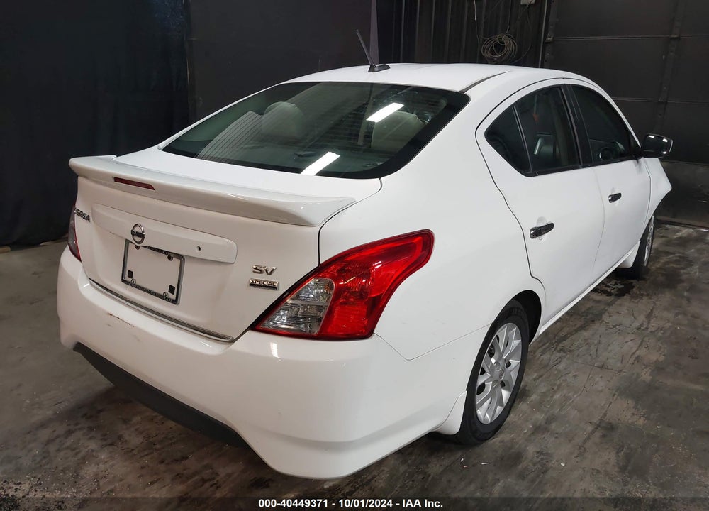 2017 NISSAN VERSA 1.6 SV VIN: 3N1CN7AP1HL888407