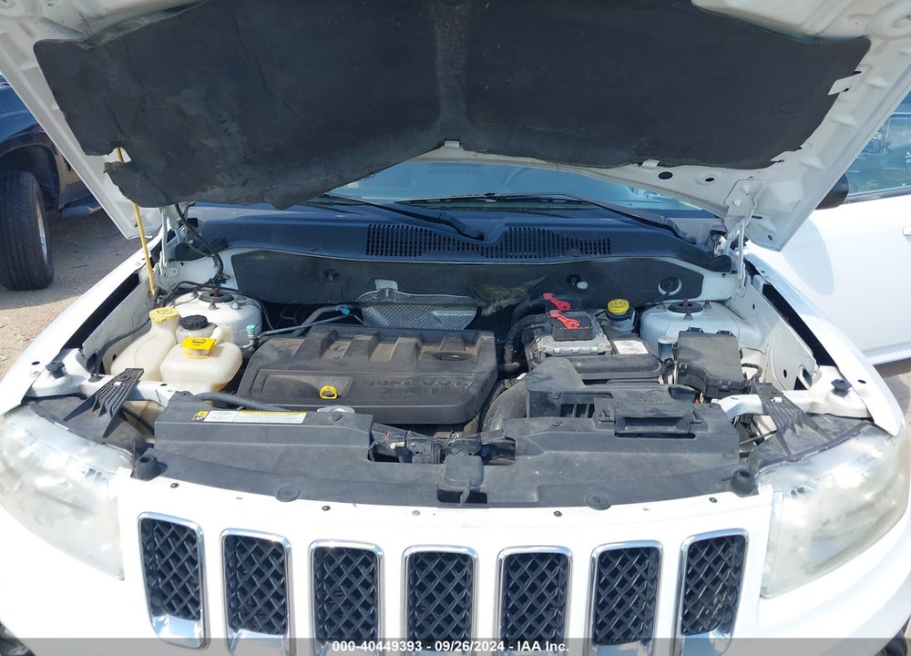 2013 JEEP COMPASS VIN: 1C4NJCEB9DD205636