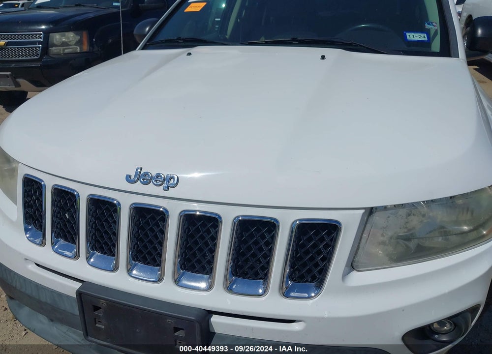 2013 JEEP COMPASS VIN: 1C4NJCEB9DD205636