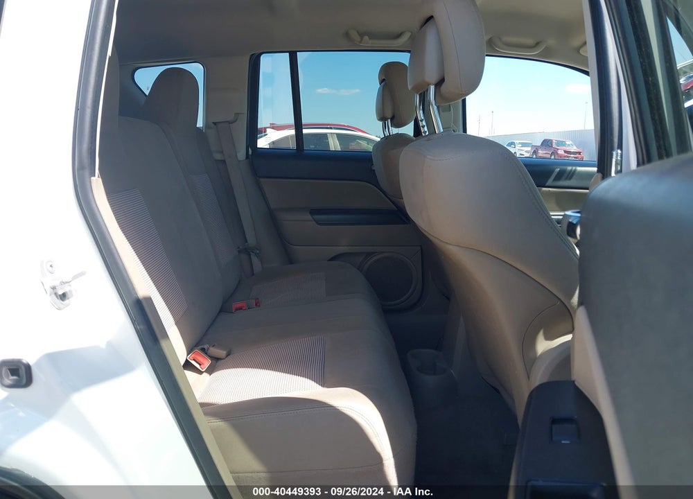 2013 JEEP COMPASS VIN: 1C4NJCEB9DD205636