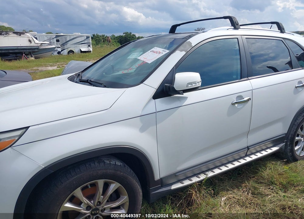 2015 KIA SORENTO EX V6 VIN: 5XYKU4A74FG611085