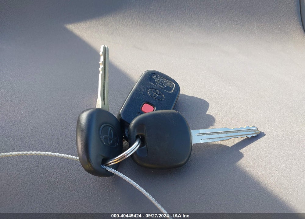 2003 TOYOTA PRIUS VIN: JT2BK18U230072427