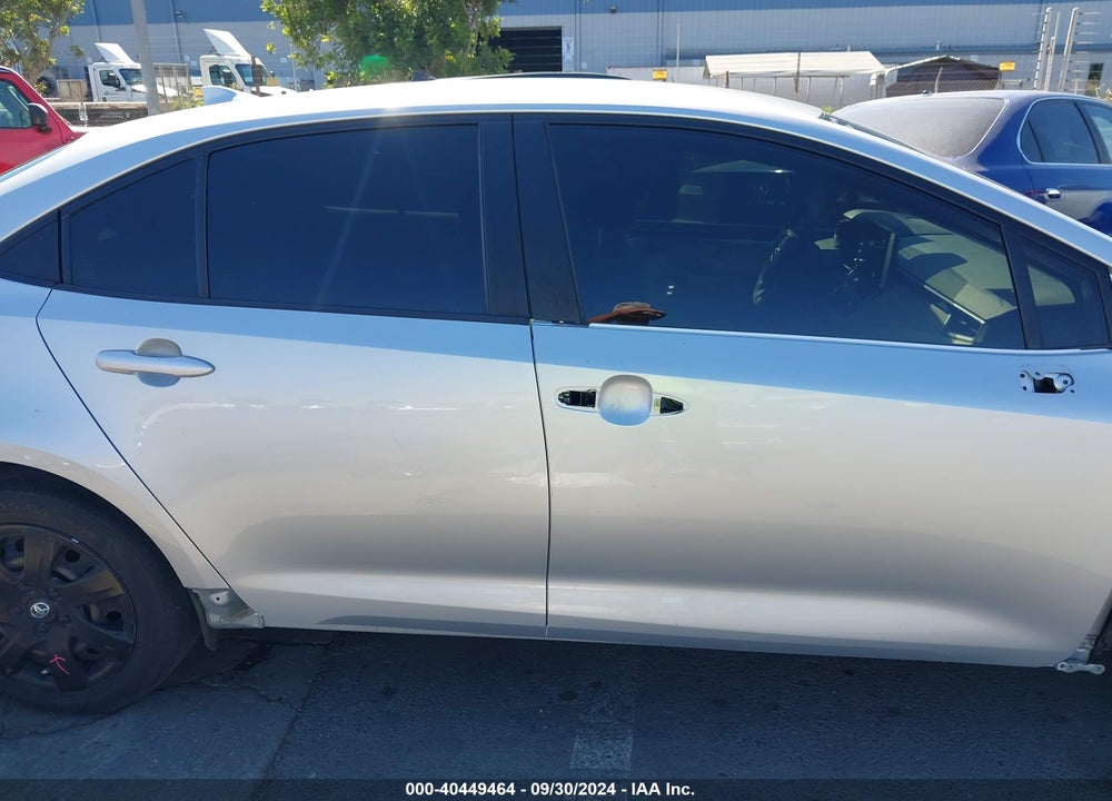 2020 TOYOTA COROLLA LE VIN: JTDEPRAE2LJ055497
