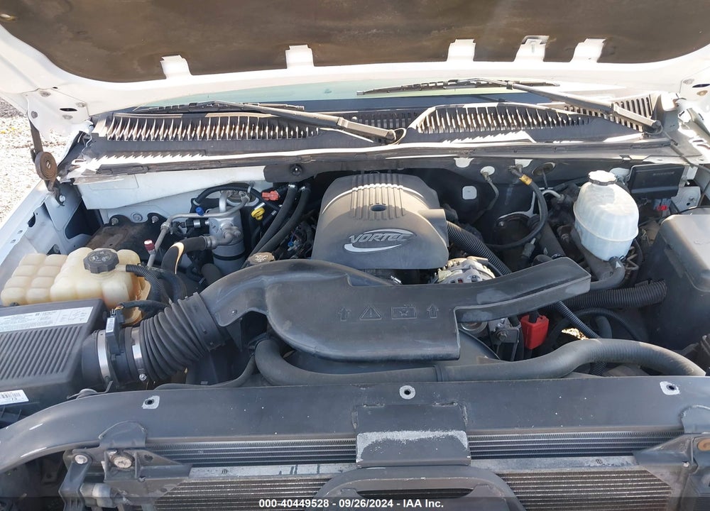 2004 CHEVROLET SUBURBAN 1500 LT VIN: 3GNFK16Z44G203398
