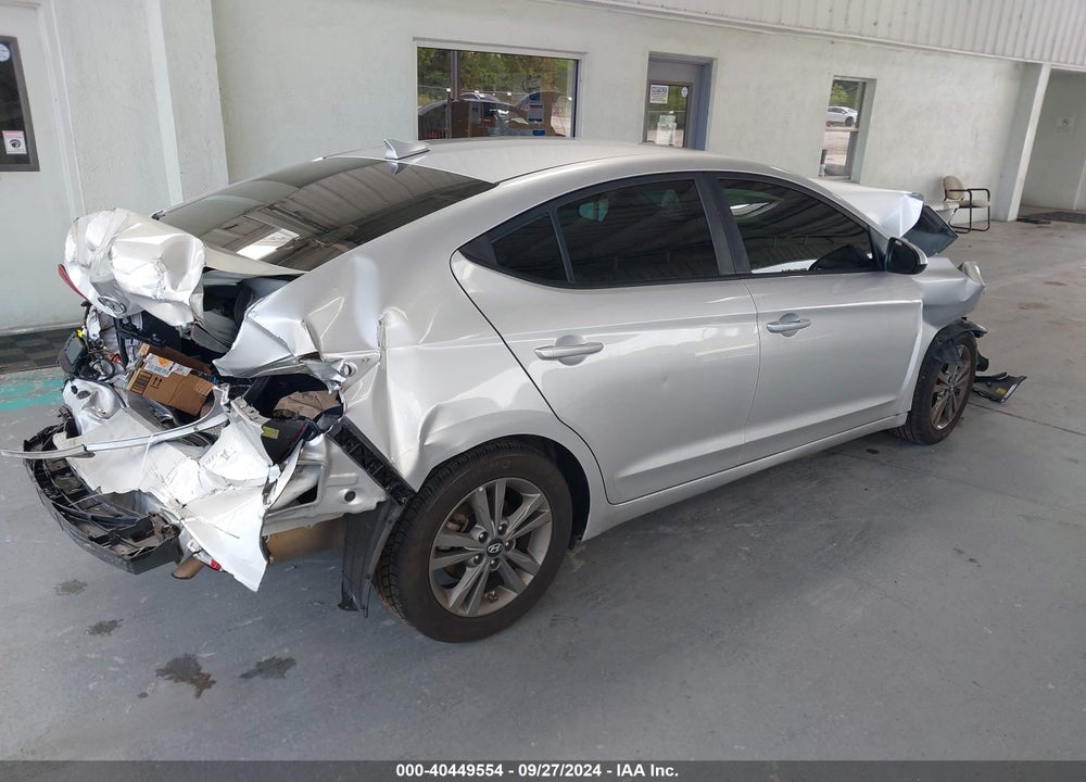 2018 HYUNDAI ELANTRA SEL VIN: 5NPD84LFXJH369244