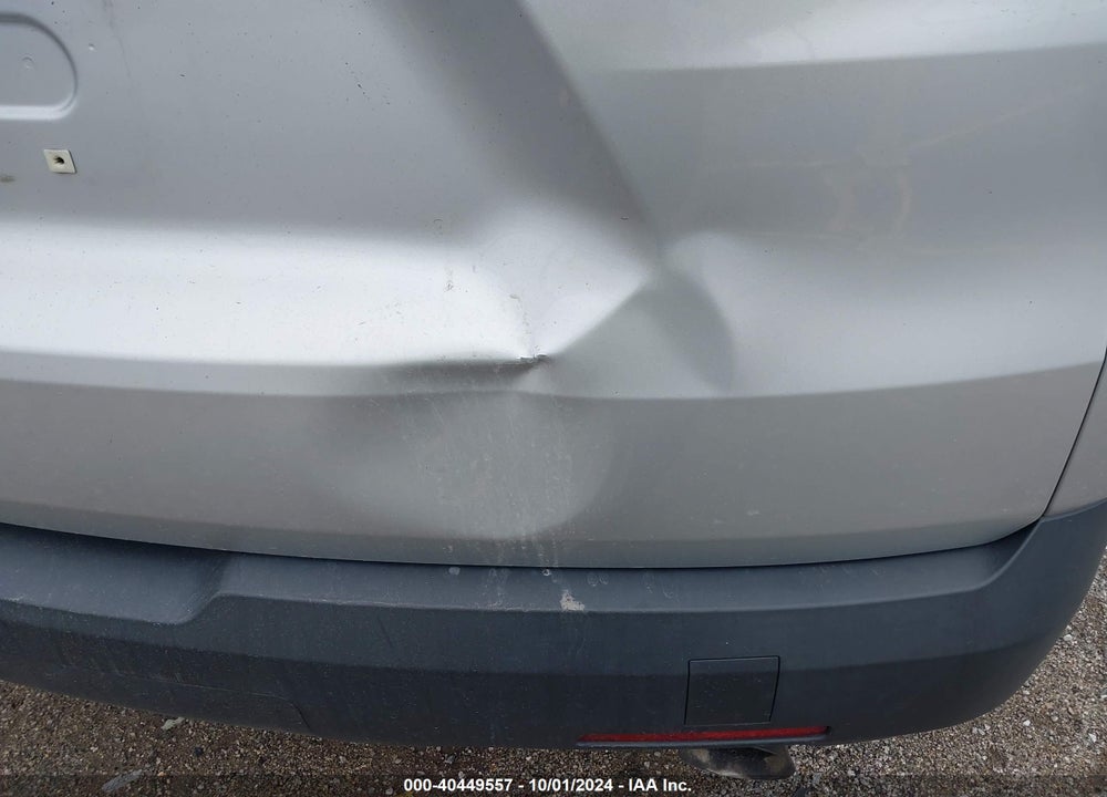 2019 CHEVROLET TRAVERSE LS VIN: 1GNERFKW8KJ187590
